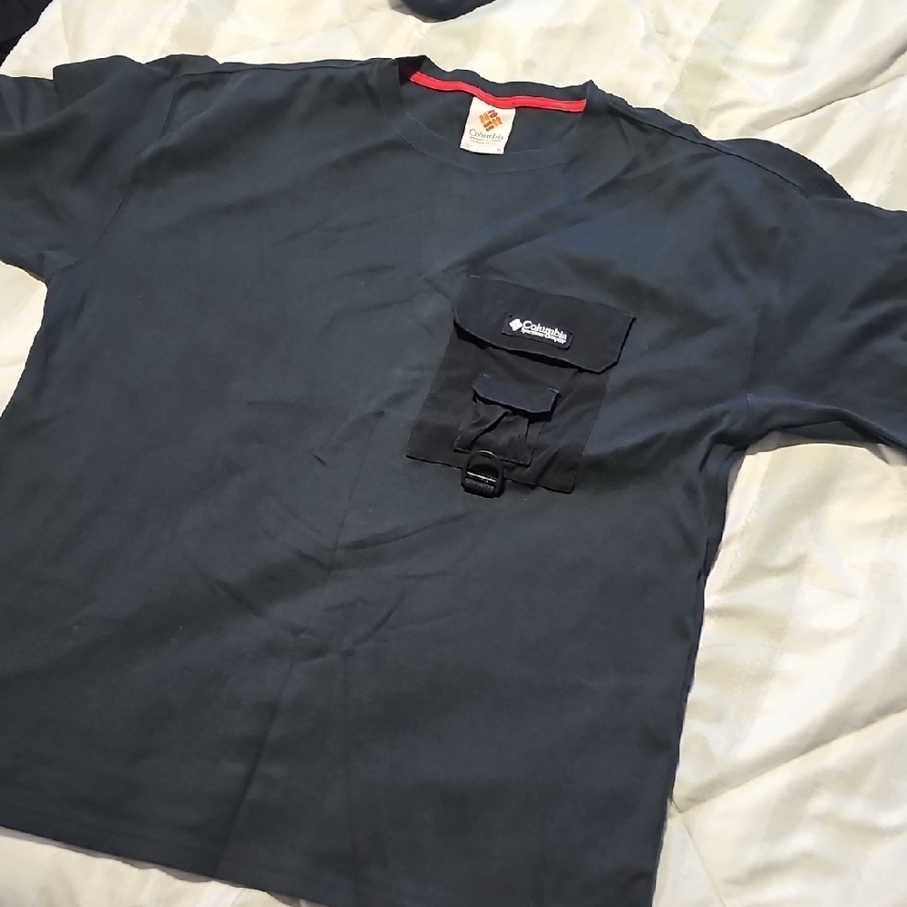 Columbia Black Short Sleeve Tee